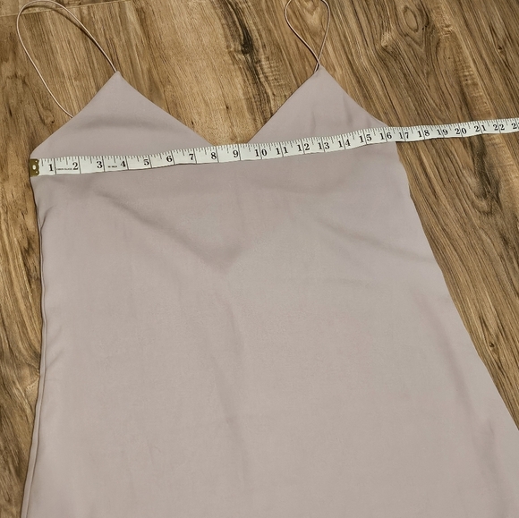 Tobi Lavender V-Neck Dress - Picture 4 of 5